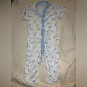 Vtg Curity Romper bears holding balloons size 6-12 months